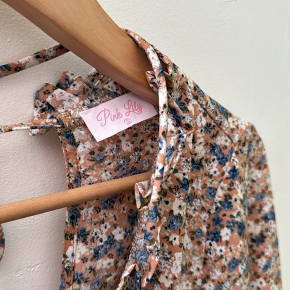 Fall time! Pink Lily long sleeve bell cuffed wrist floral low cut tie back EUC - Picture 5 of 8